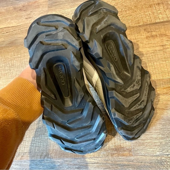 Ecco MX Low Slip on Shoes - Picture 7 of 11